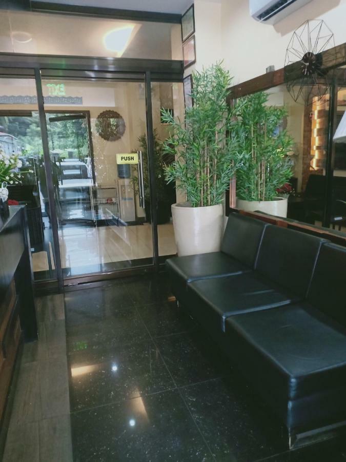 East Square Inn باكولود المظهر الخارجي الصورة